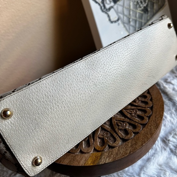 Gucci GG Monogram Logo Tote Bag with COA - Picture 12 of 14